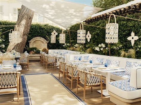 st tropez louis vuitton restaurant|maxim frederic.